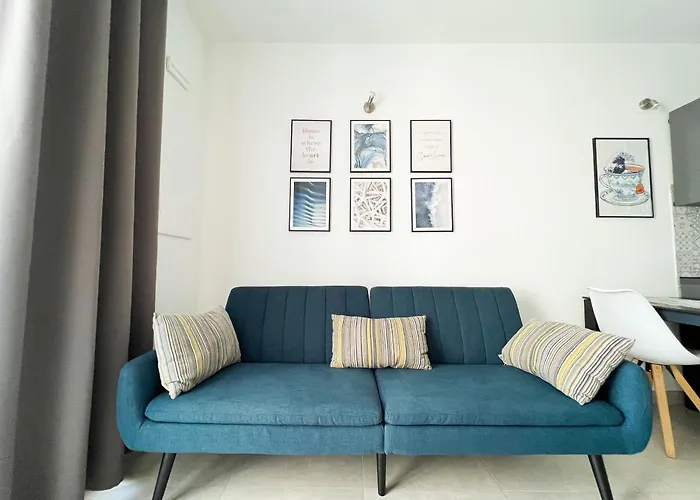 Sunnyside Apartment